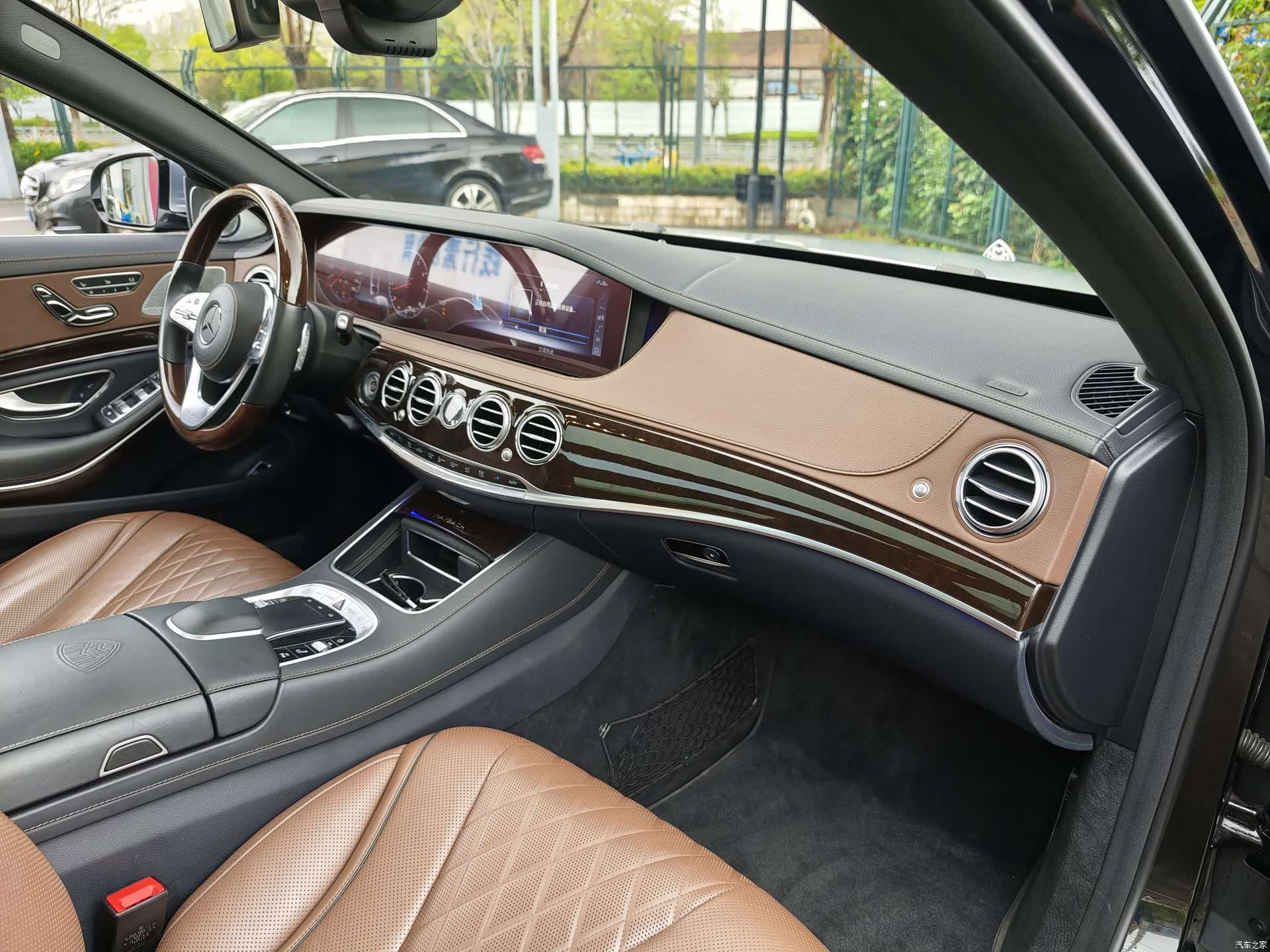 Maybach S-Class, 2019 12