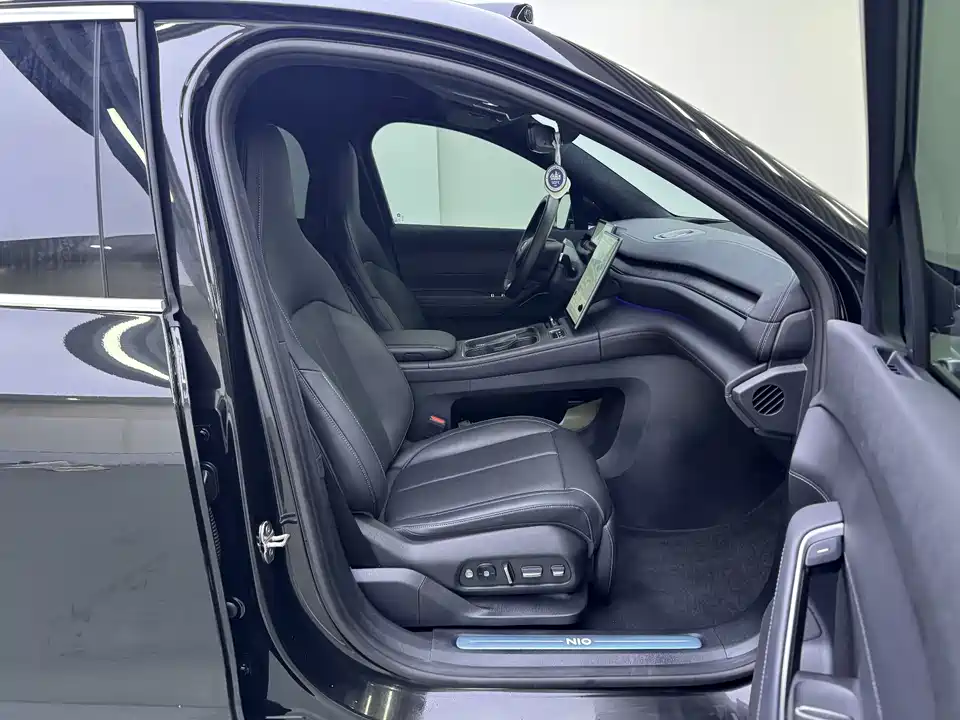 NIO EC6