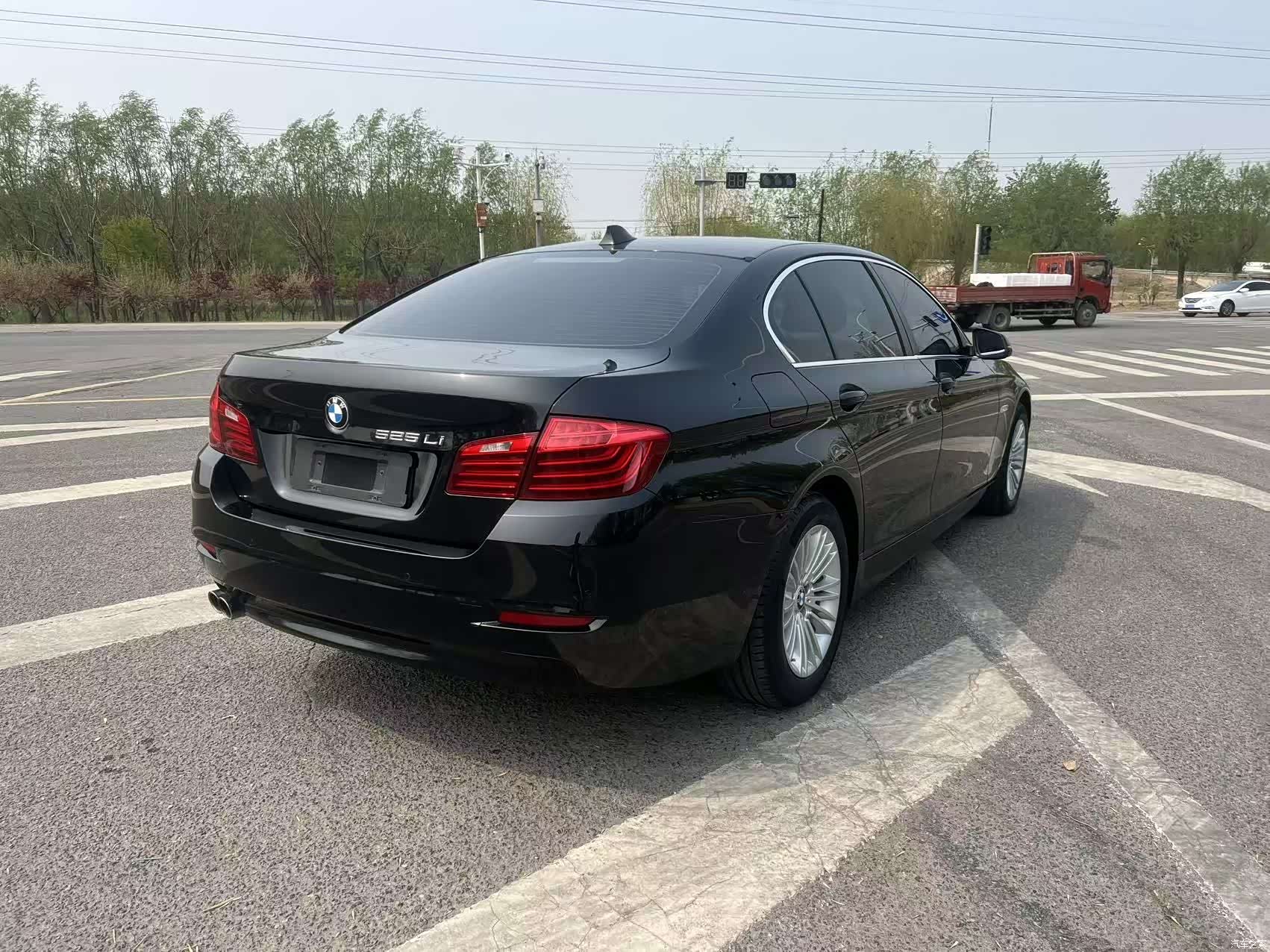 BMW 5 Series, 2015 все фото
