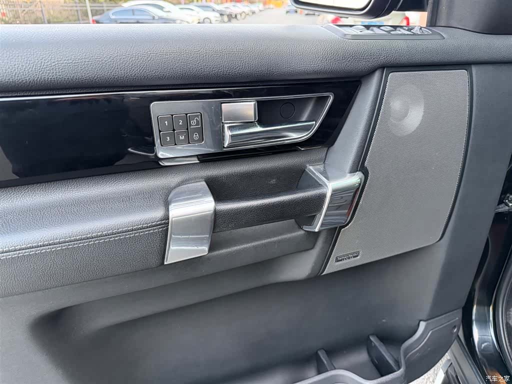 Land Rover Discovery, 2011 9