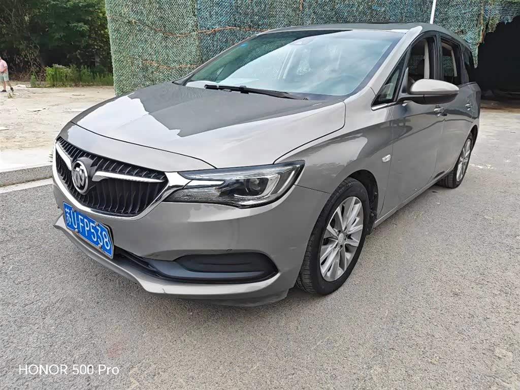 Buick GL6