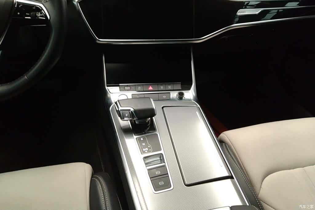 Audi A6L, 2019 16