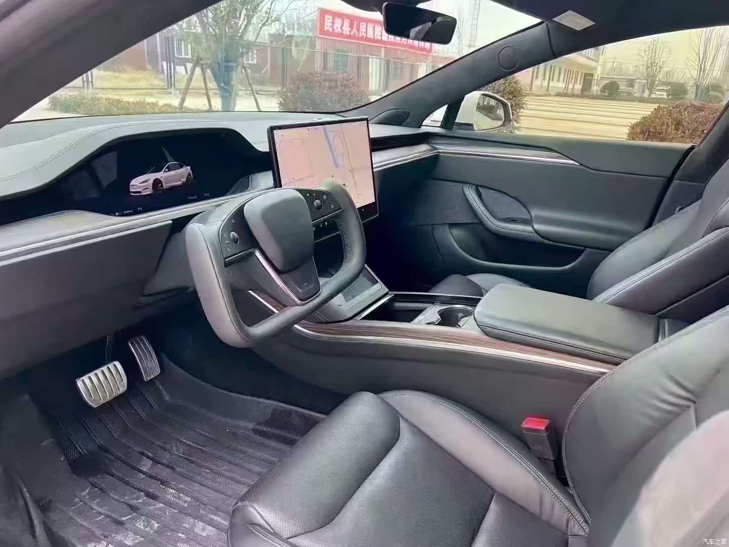 Tesla Model S, 2023 все фото