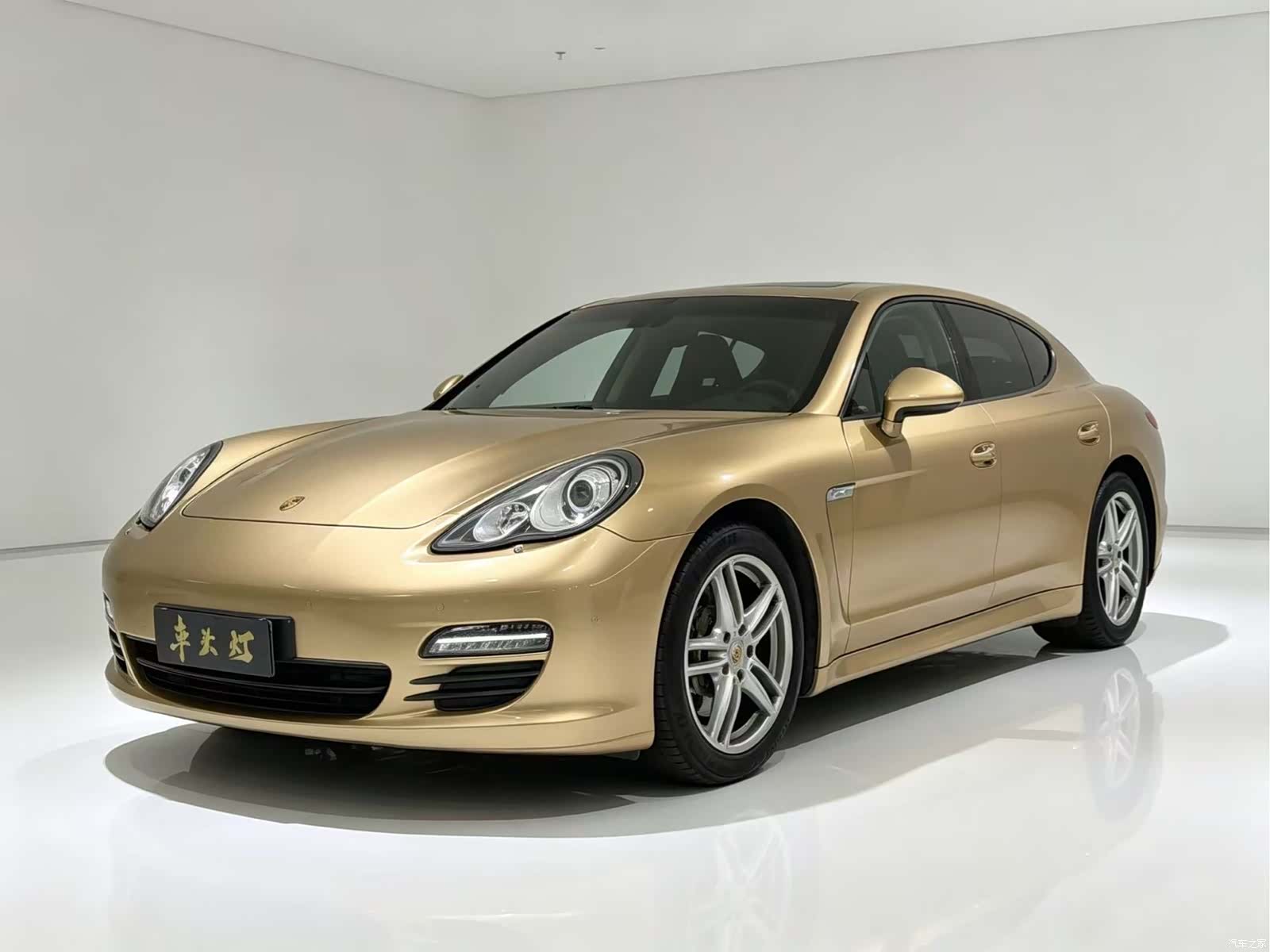 Porsche Panamera, 2011 1