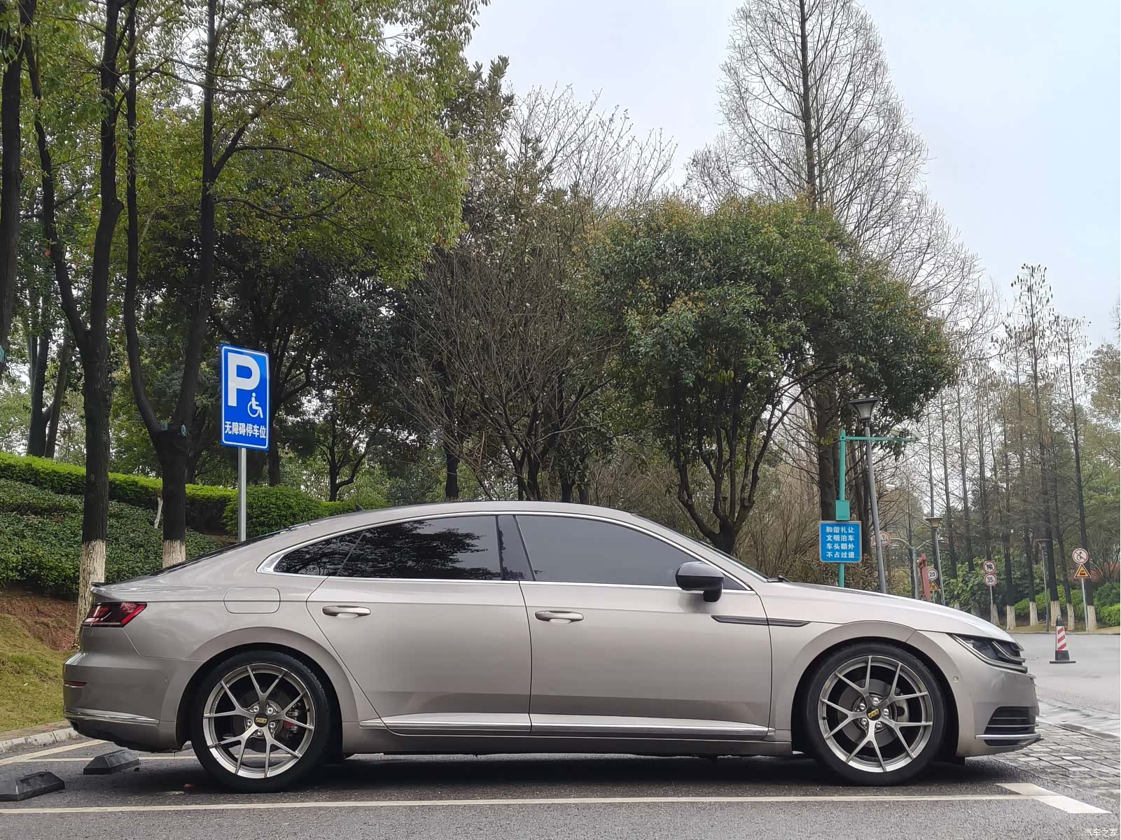 Volkswagen CC, 2019 7