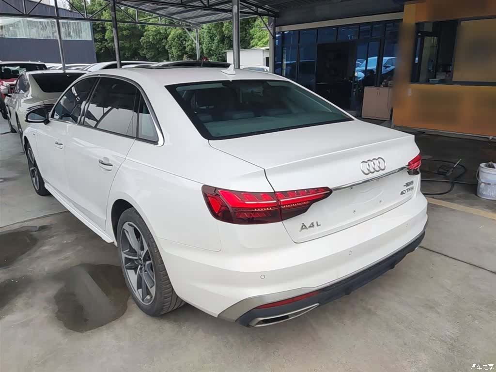 Audi A4L, 2024 все фото