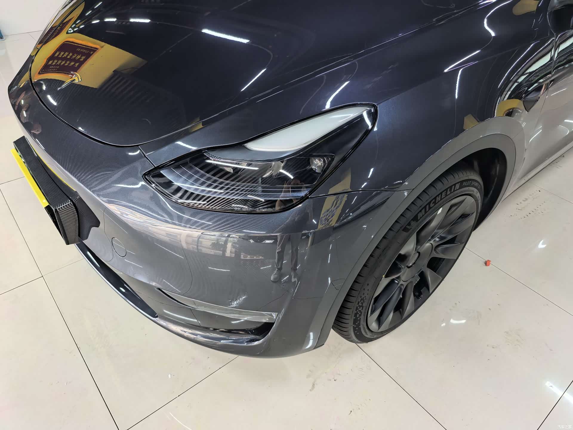 Tesla Model Y, 2024 14