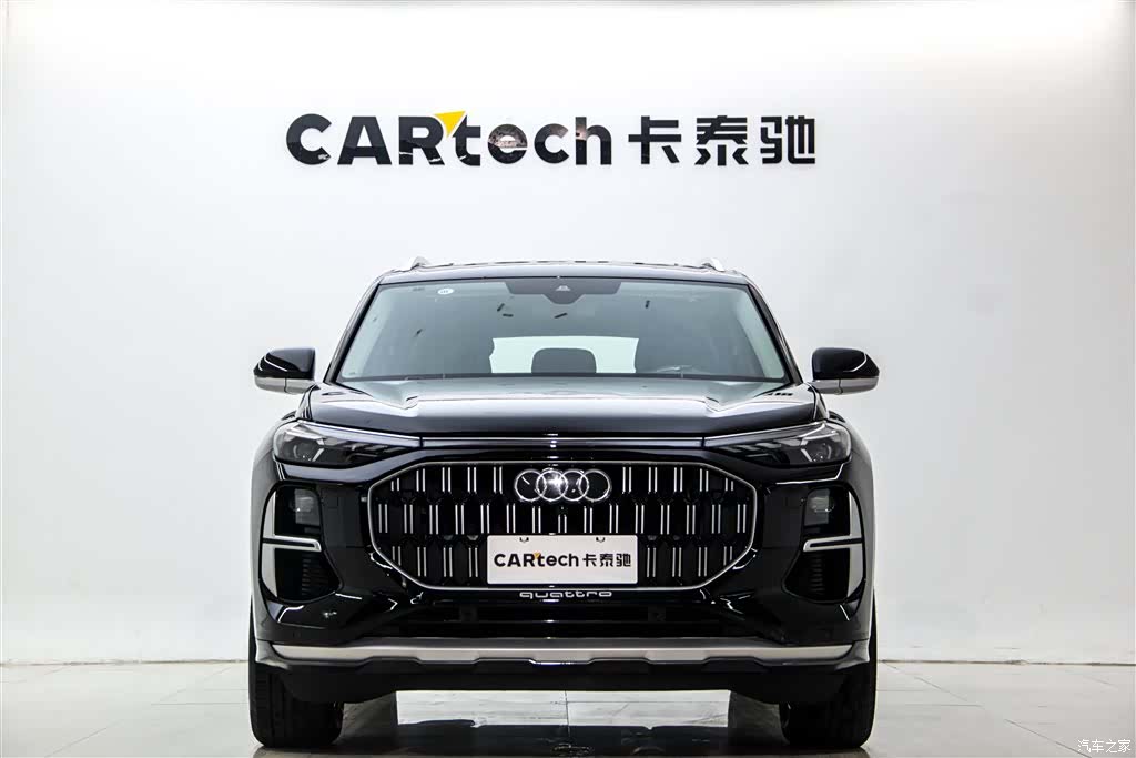 Audi Q6, 2024 3
