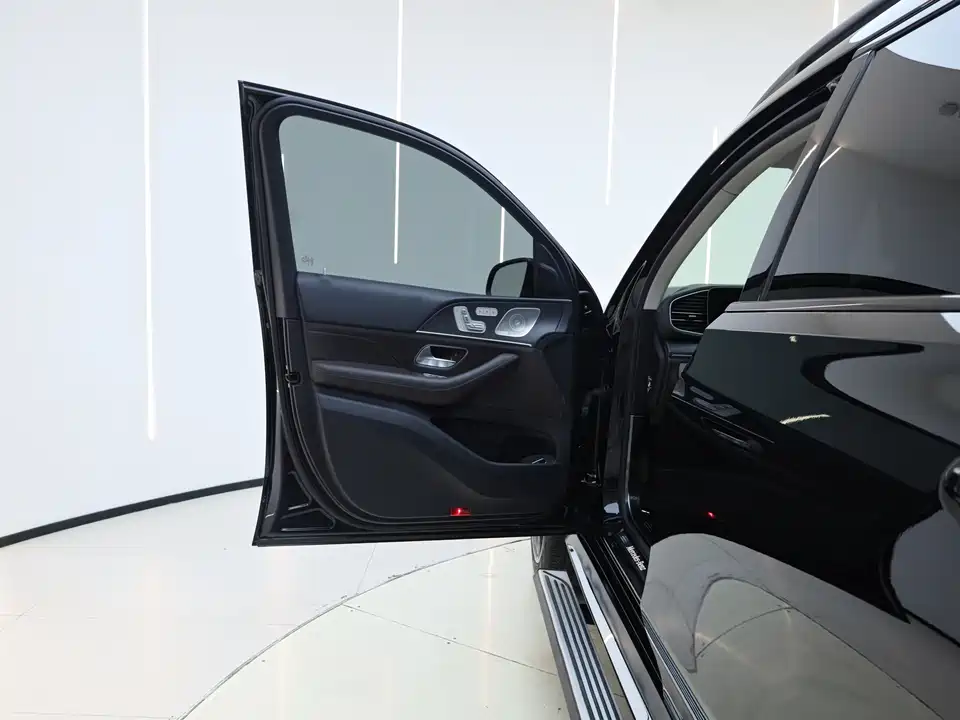 Mercedes-Benz GLS Mercedes-Benz GLS