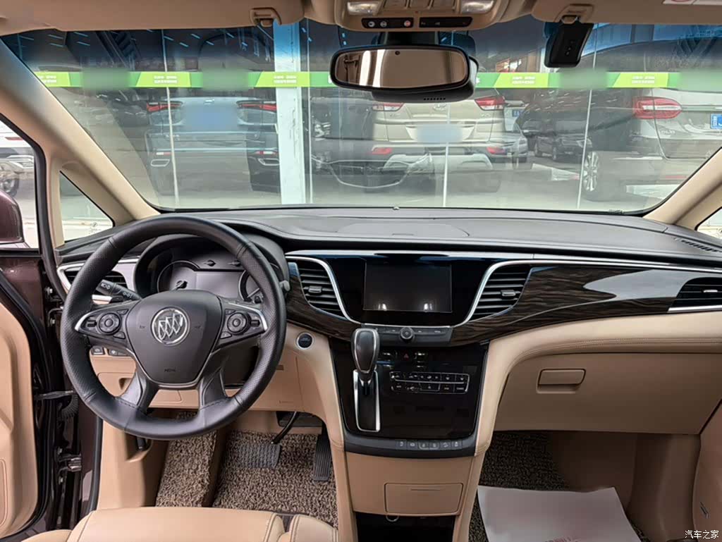 Buick GL8, 2018 9