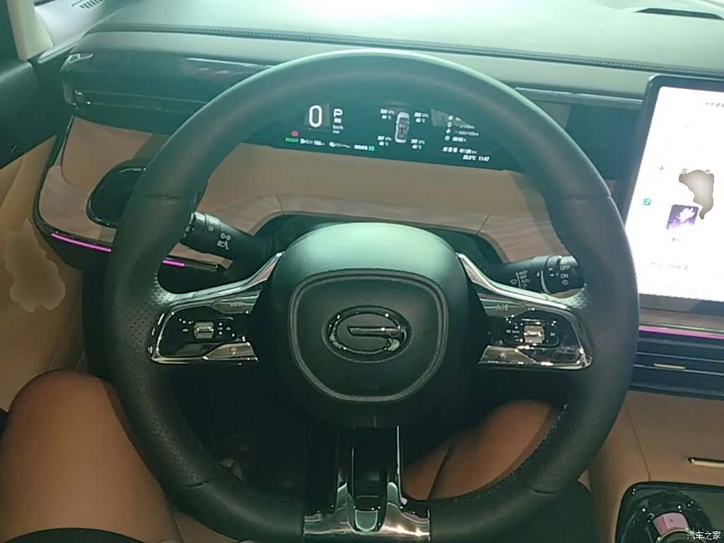 Trumpchi E8, 2024 11