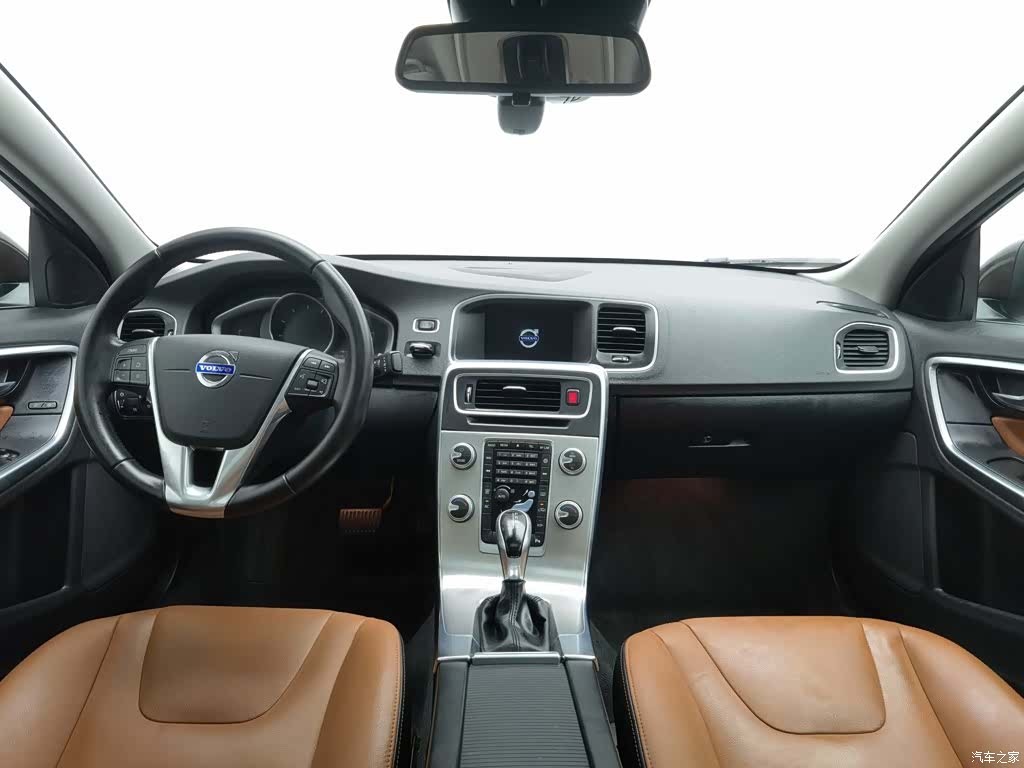 Volvo S60, 2016 все фото