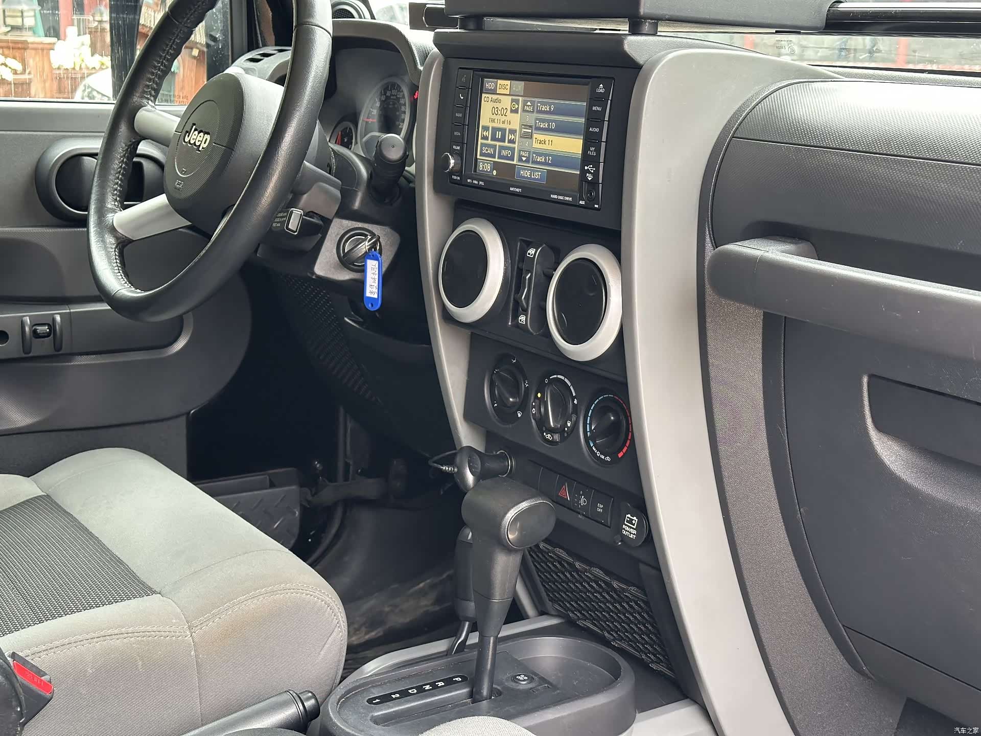Jeep Wrangler, 2010 19
