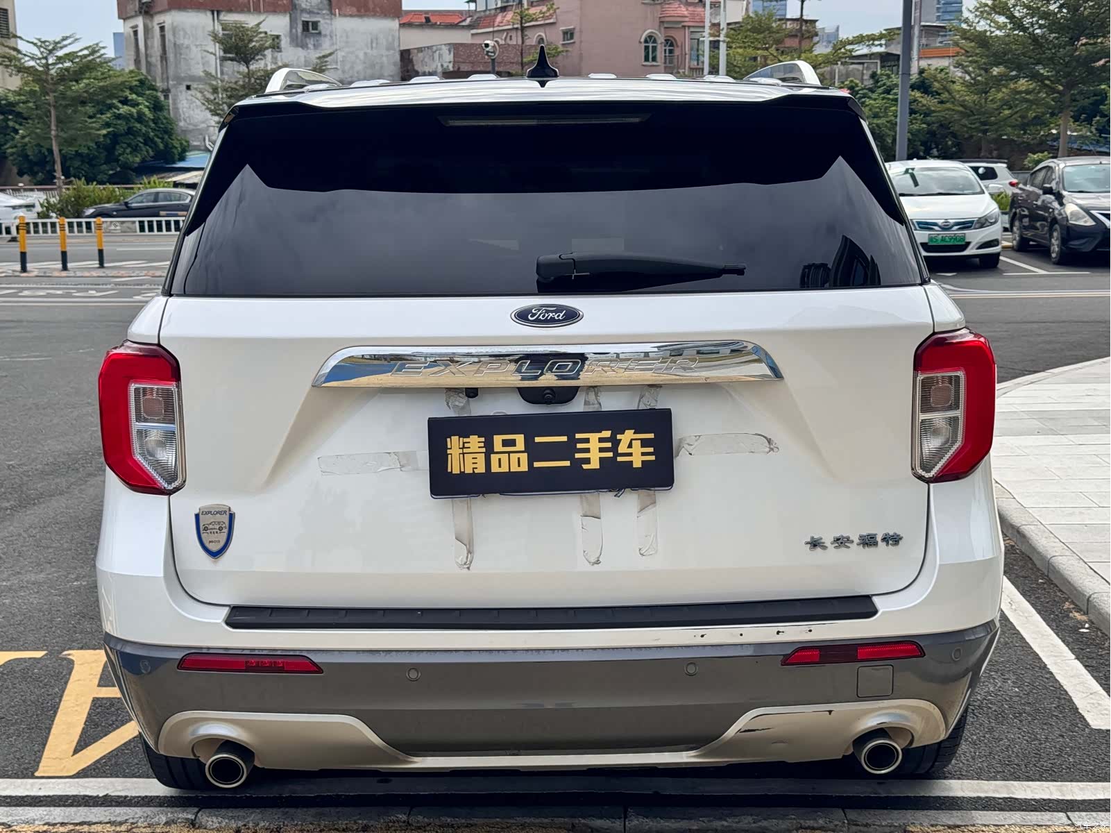 Ford Explorer, 2021 11