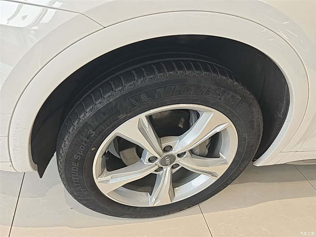 Audi Q5L, 2020 23