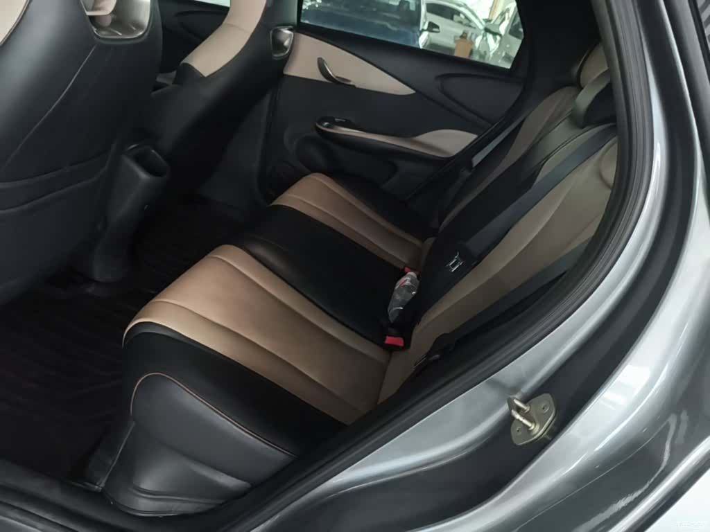 BYD Dolphin, 2023 17