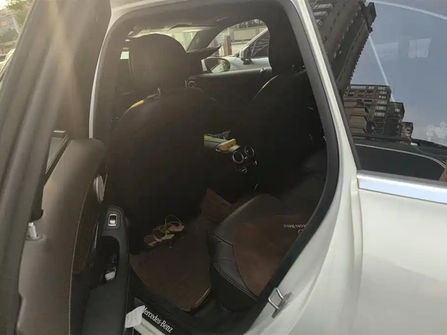 Mercedes-Benz GLC Mercedes-Benz GLC