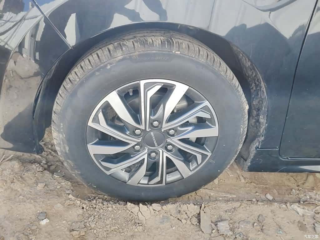 Maxus G20, 2022 23