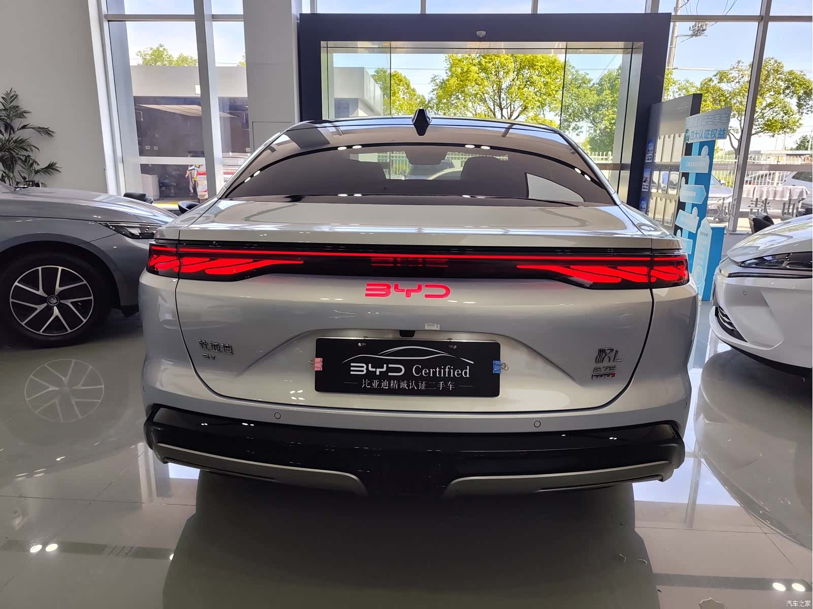 BYD Han, 2025 все фото
