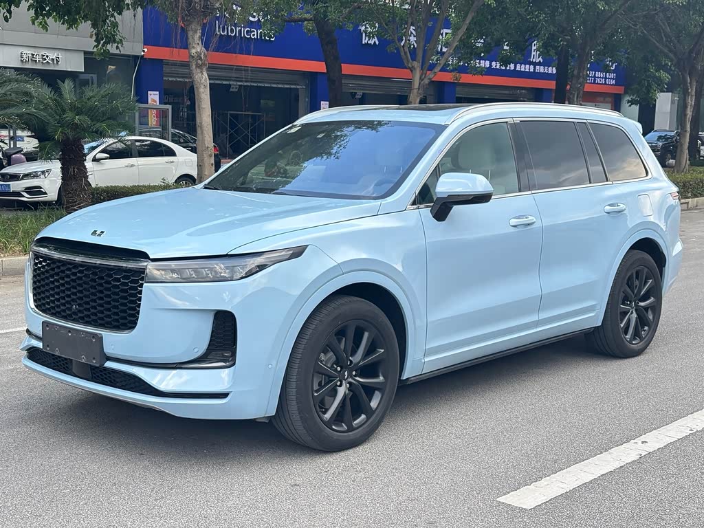 Li Auto ONE 2021 6 мест