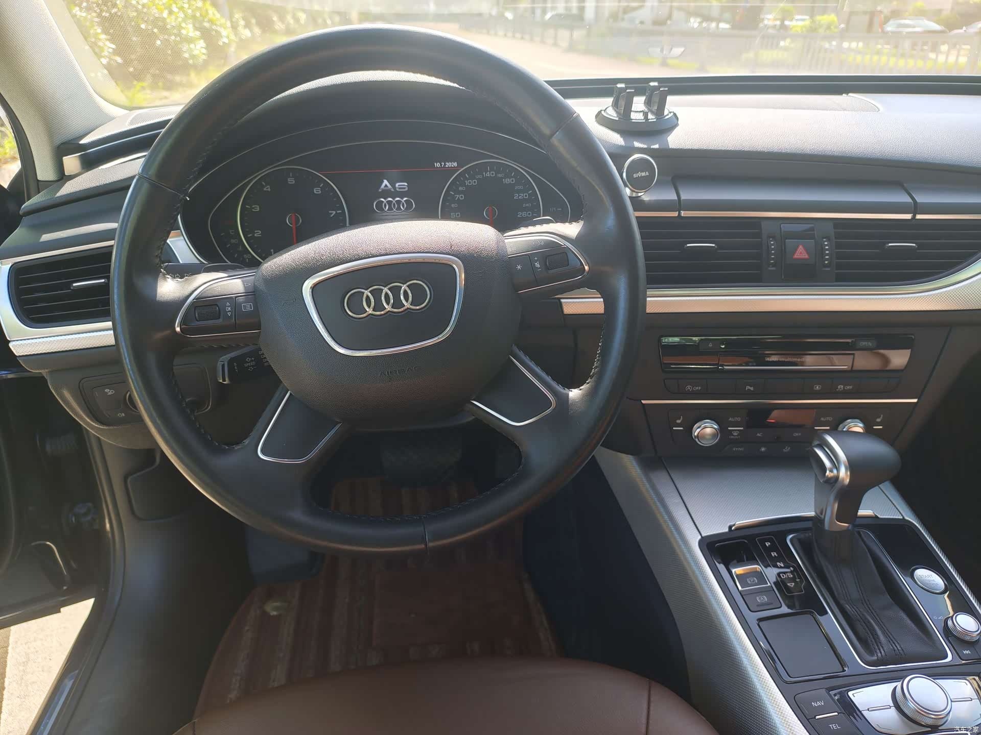 Audi A6L, 2013 9