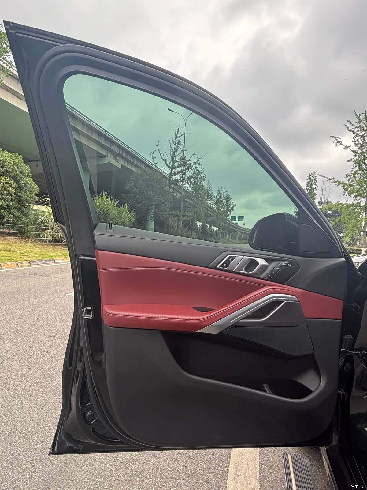 BMW X6, 2021 все фото