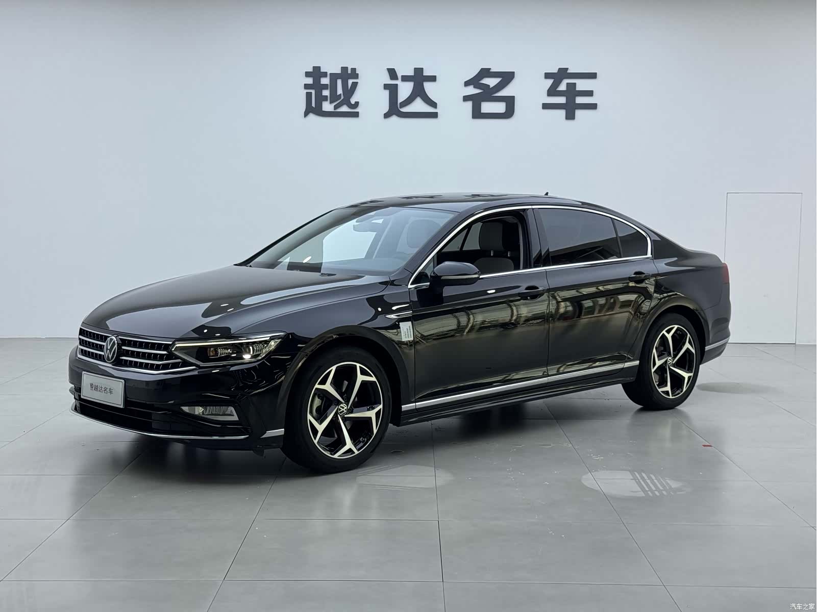 Volkswagen Magotan, 2024 1