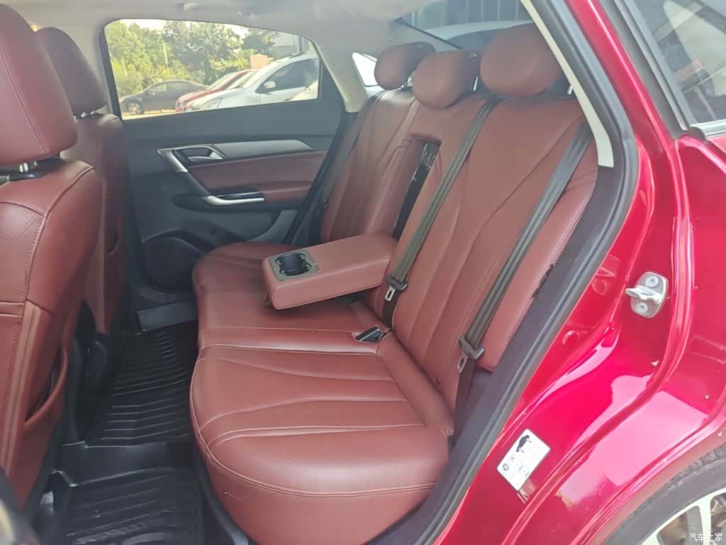BAIC D50, 2018 17