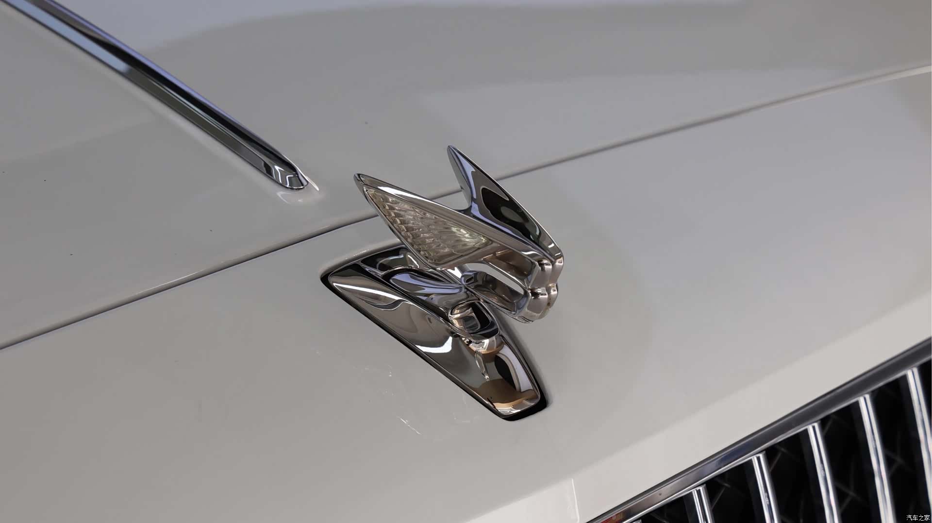 Bentley Flying Spur, 2023 8