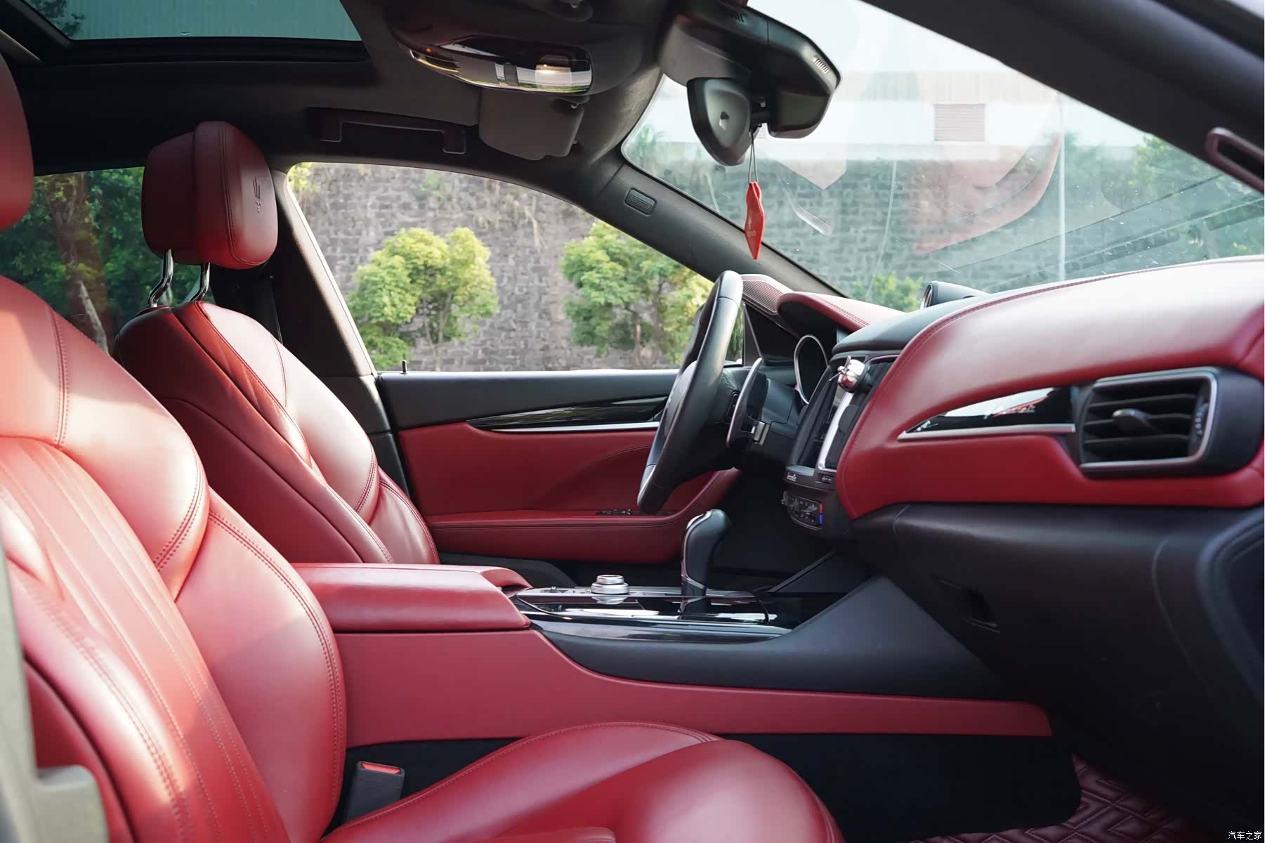 Maserati Levante, 2017 6