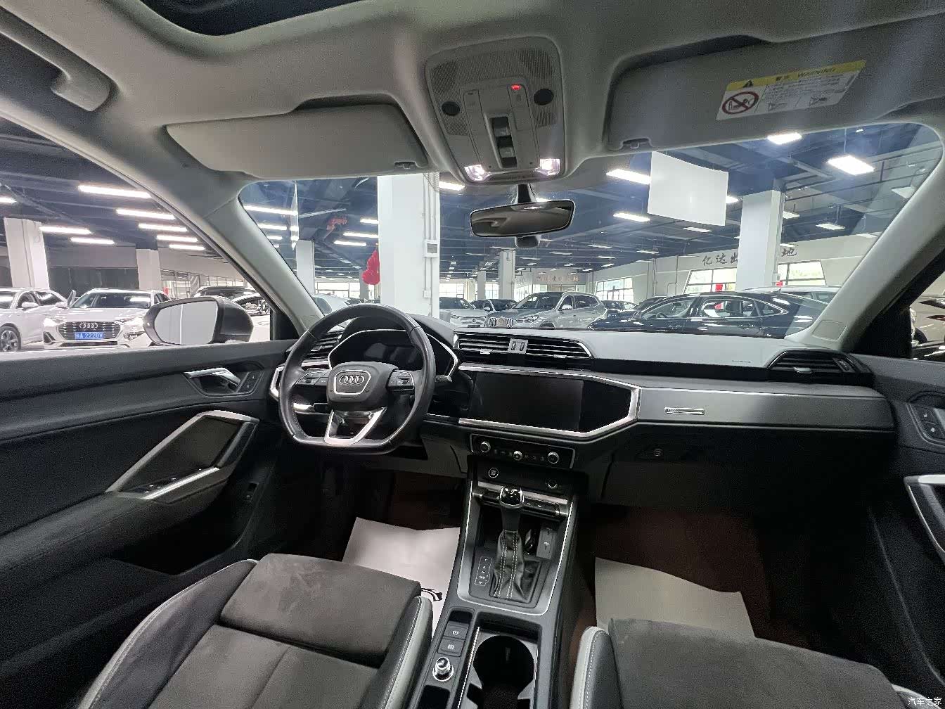 Audi Q3, 2023 20
