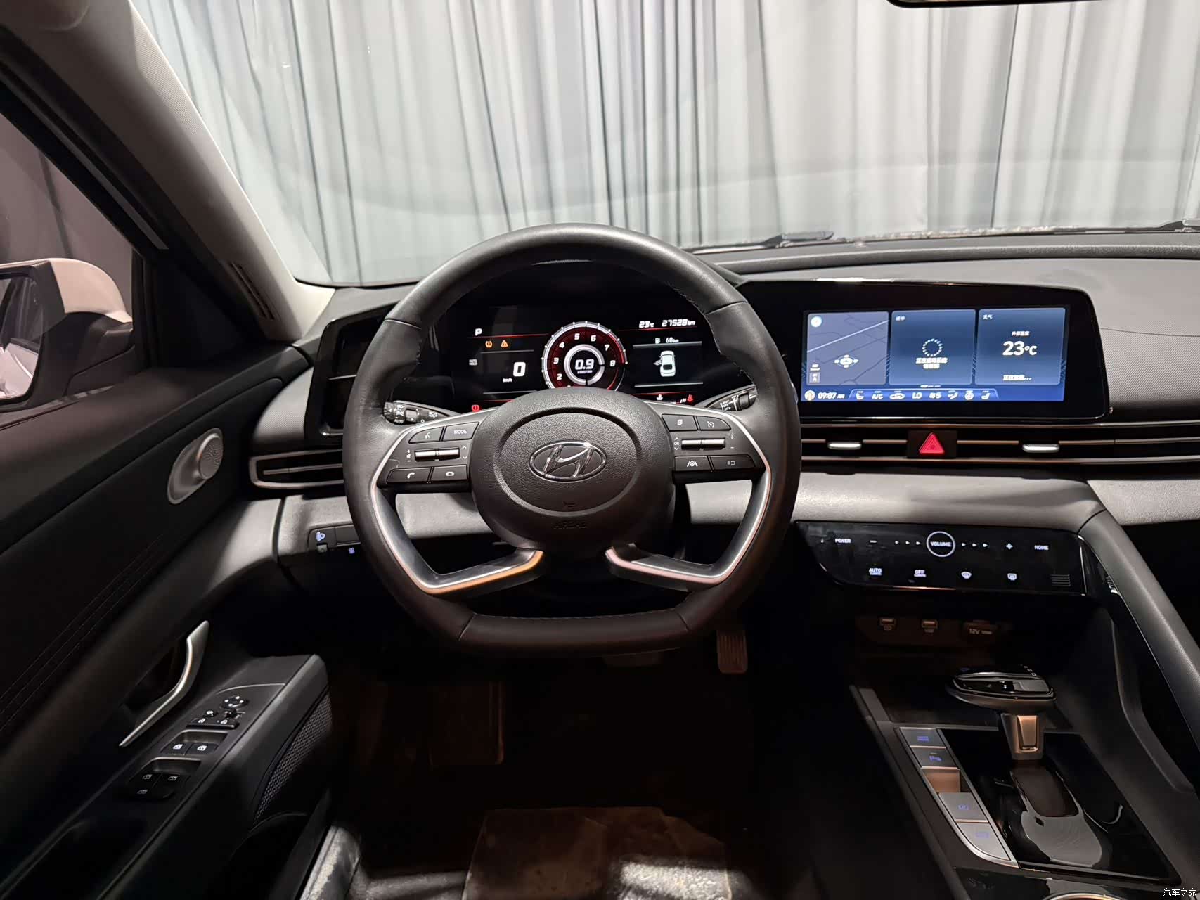 Hyundai Elantra, 2023 17