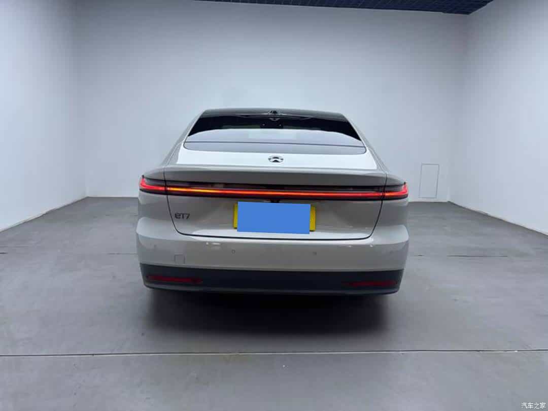 NIO ET7, 2023 11