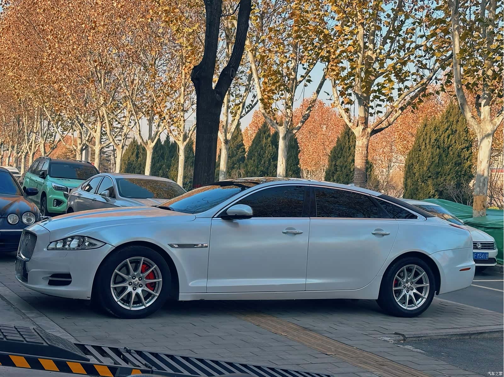 Jaguar XJ, 2013 17