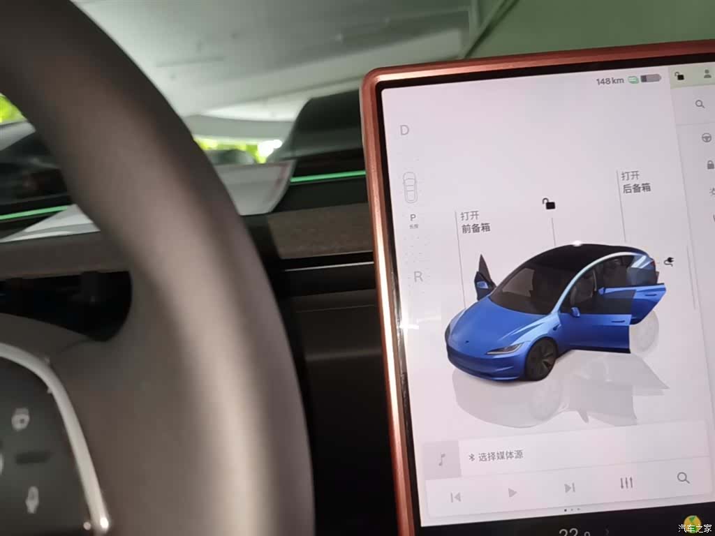 Tesla Model 3, 2025 14