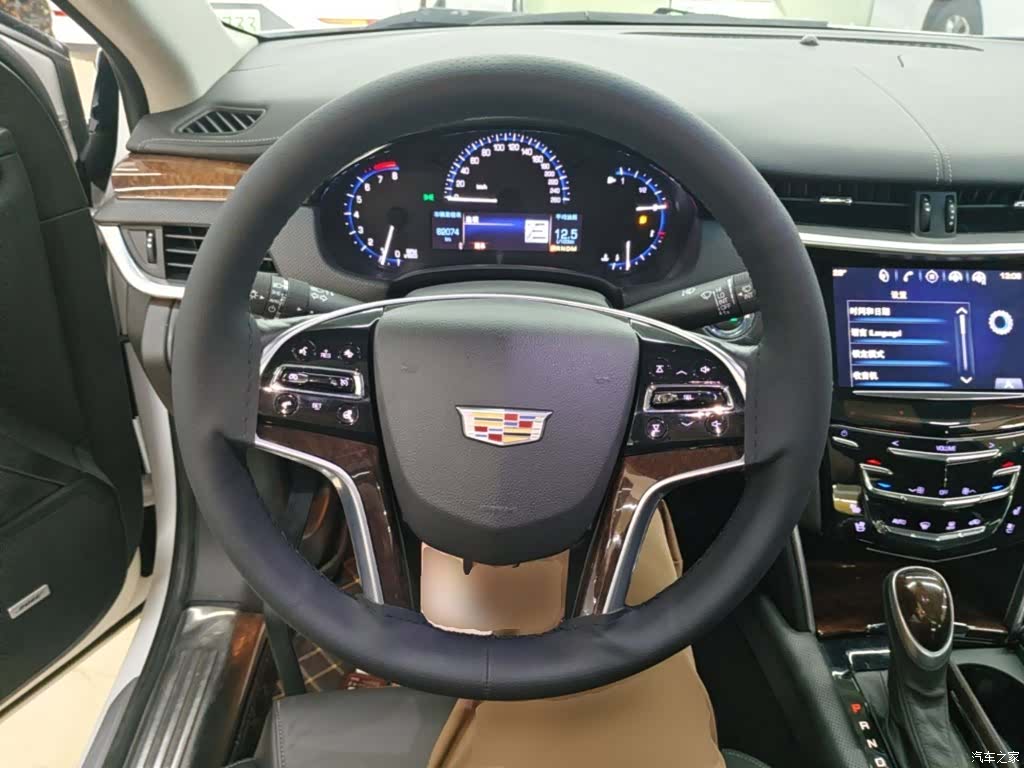Cadillac XTS, 2017 11