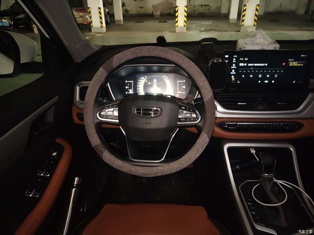 Geely X6, 2020 3