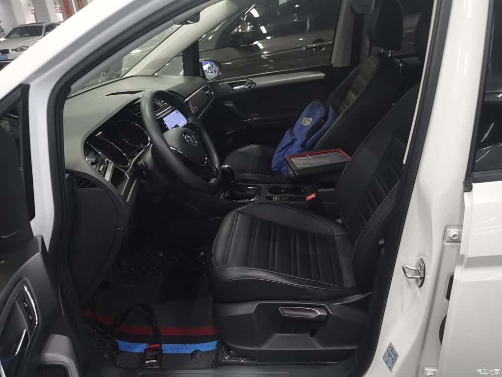 Volkswagen L, 2016 11