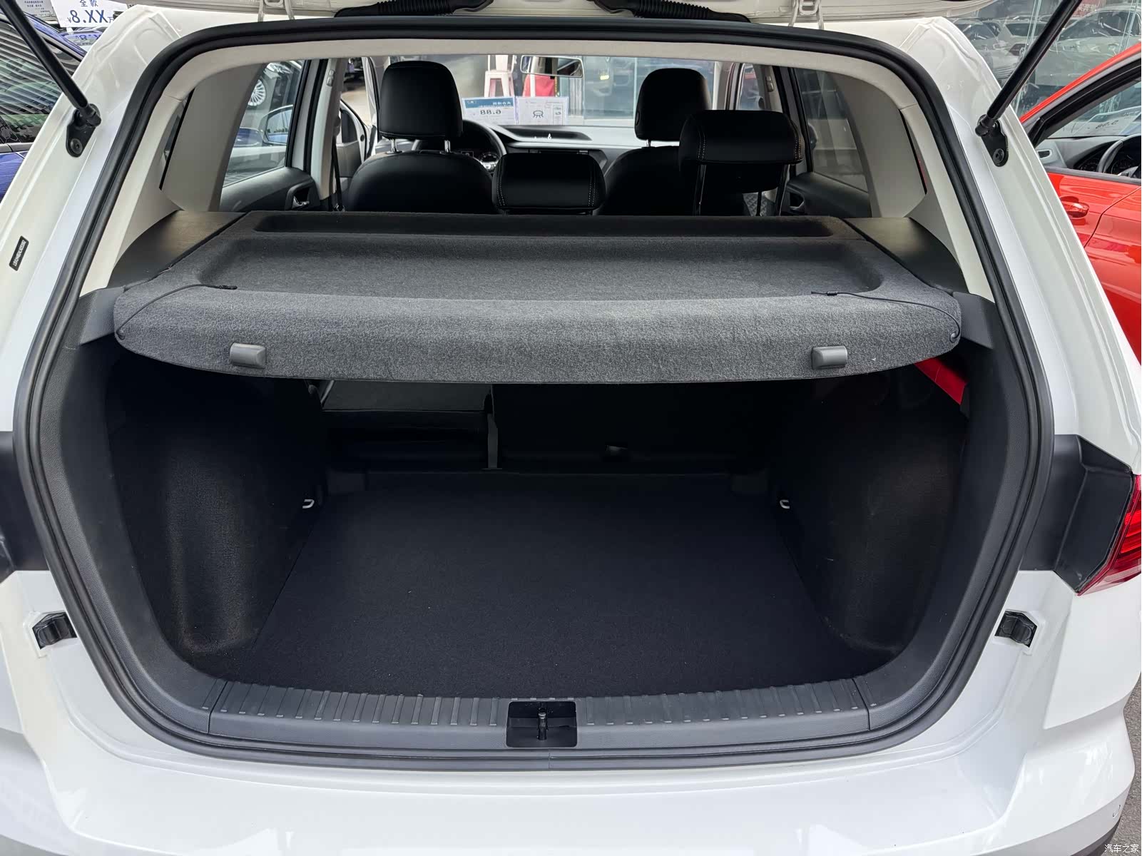 Volkswagen Tharu, 2020 13