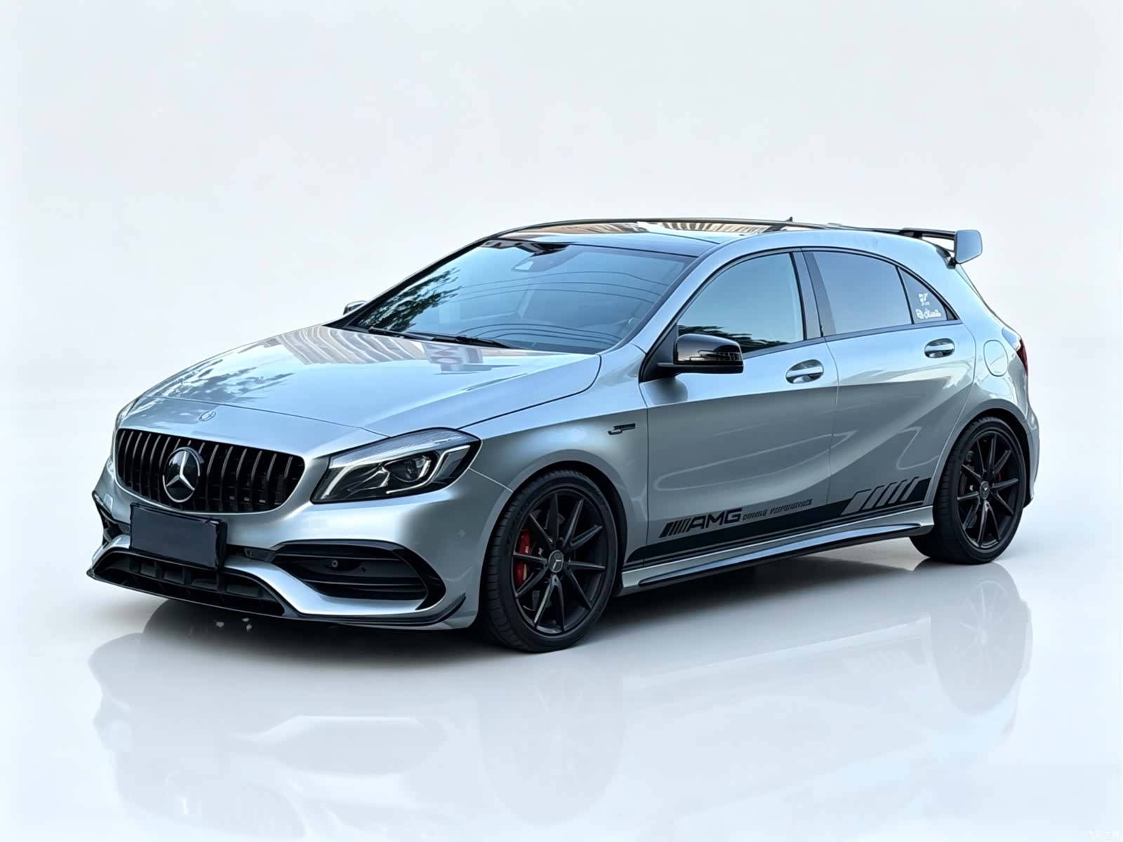 Mercedes-Benz A-Class, 2016 1