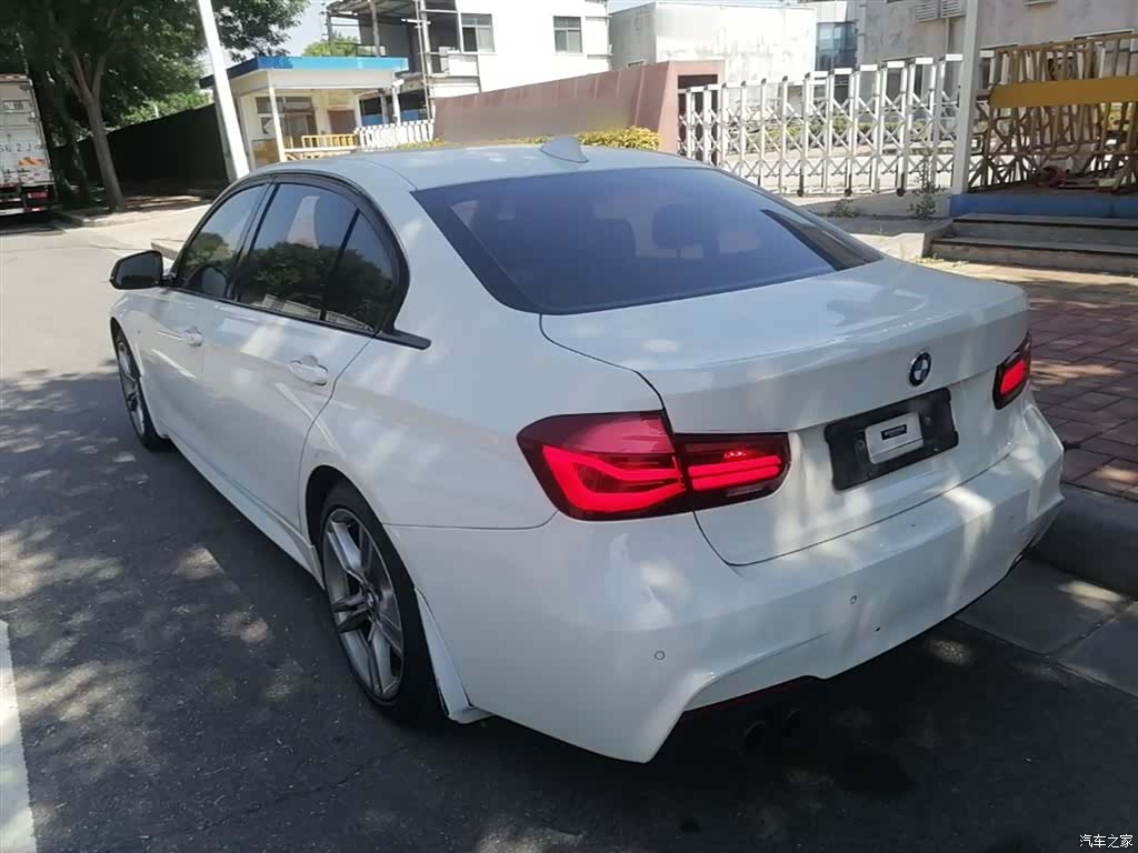 BMW 3 Series, 2018 все фото