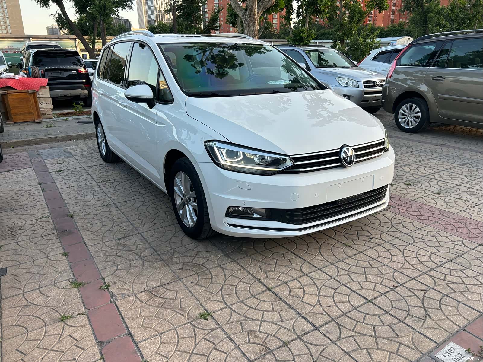 Volkswagen L, 2016 3