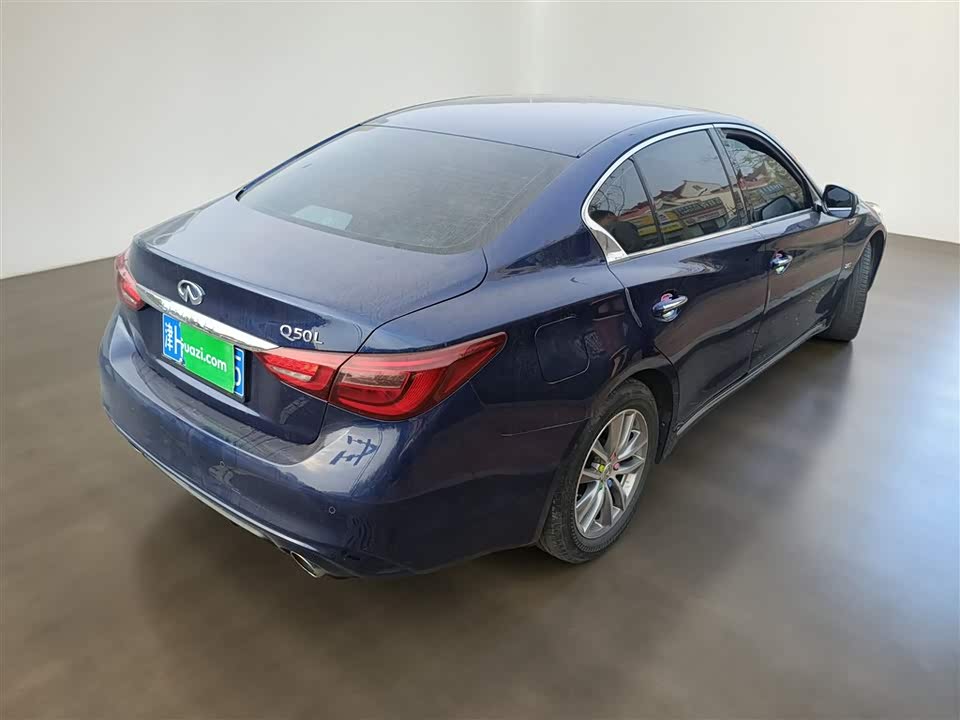 Infiniti Q50L