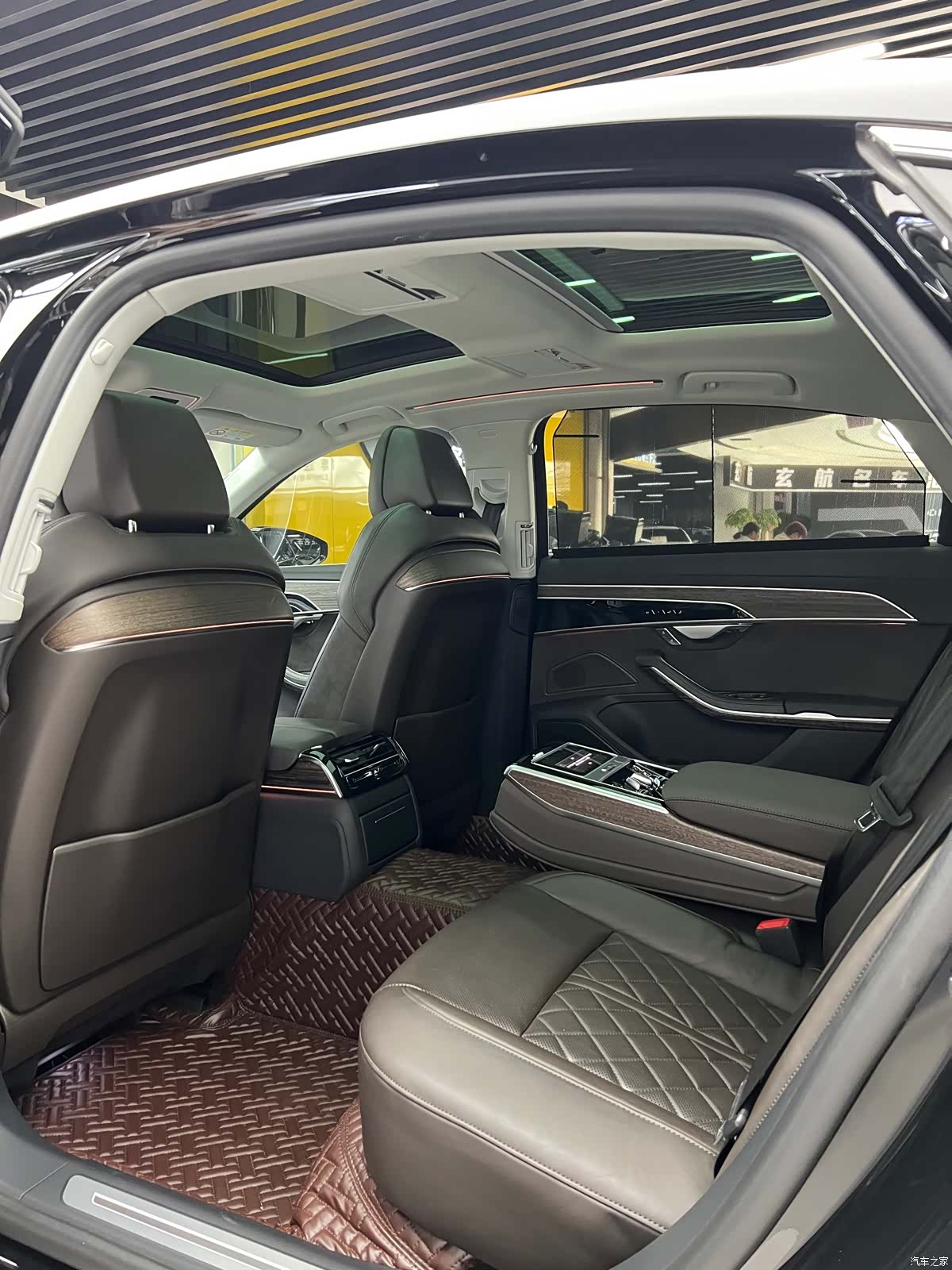 Audi A8L, 2020 13