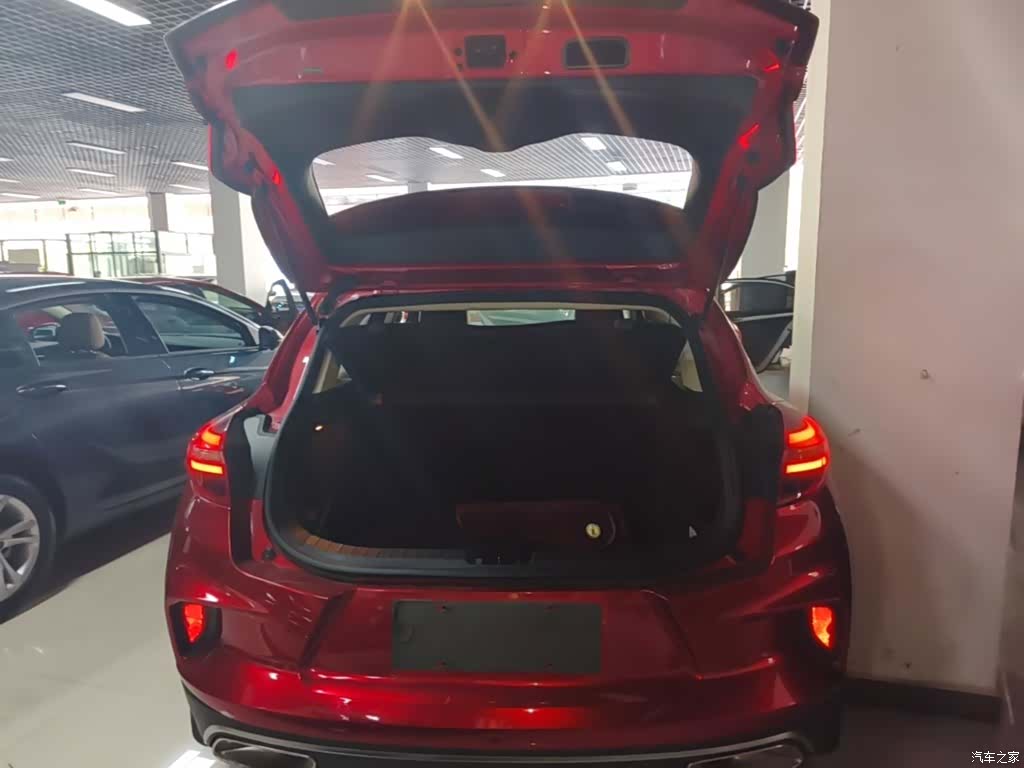 Geely Emgrand, 2021 19