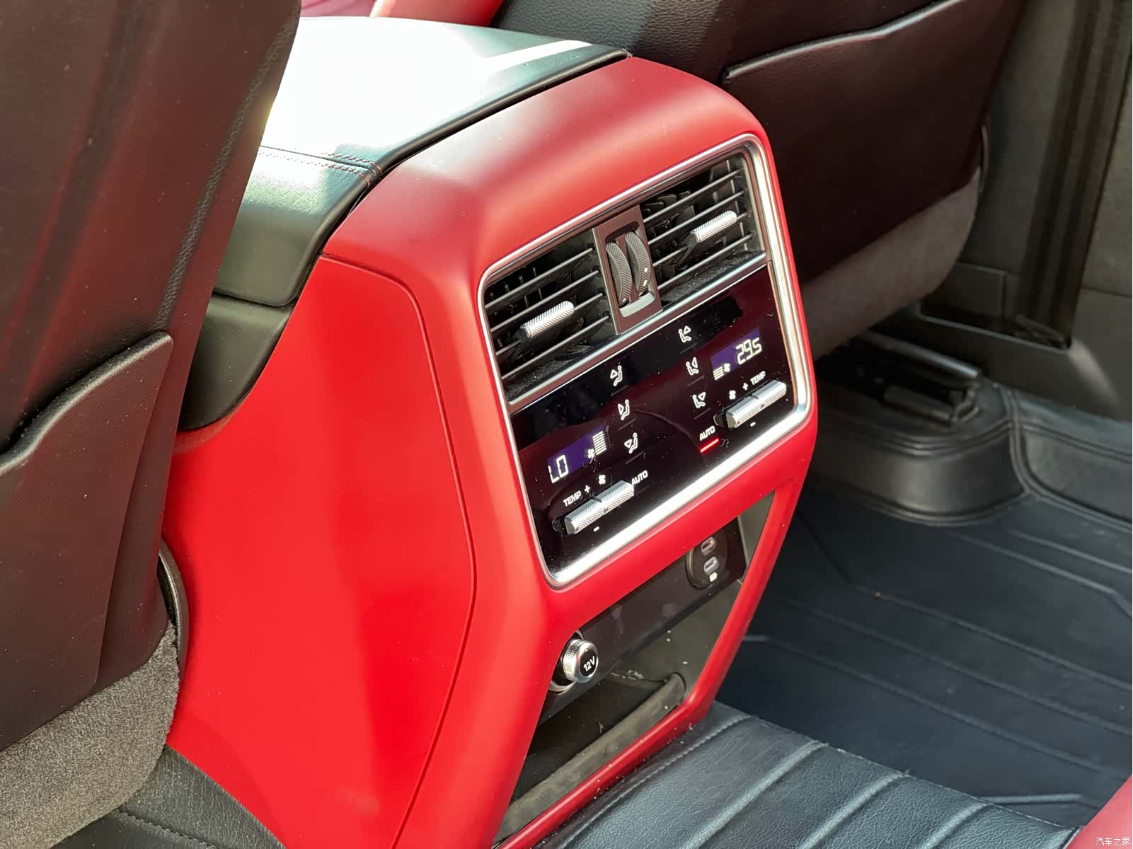 Porsche Cayenne, 2022 15