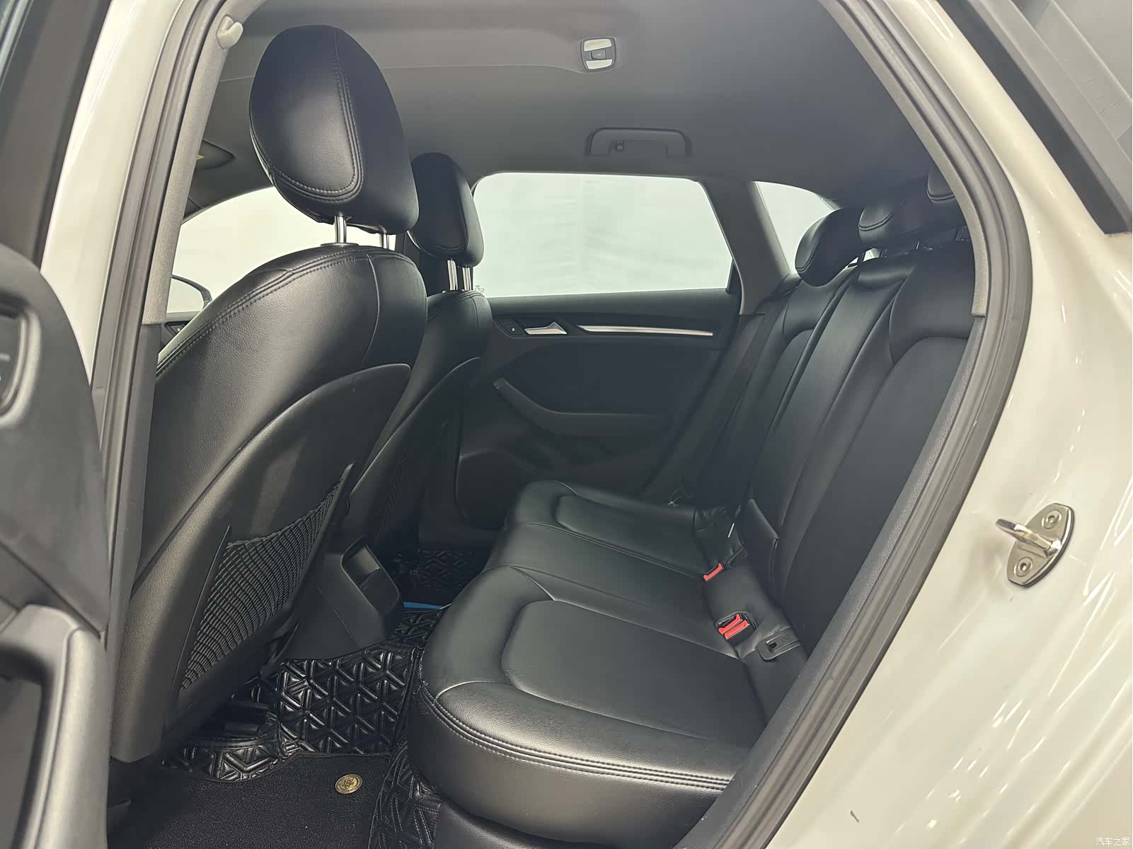 Audi A3, 2018 15