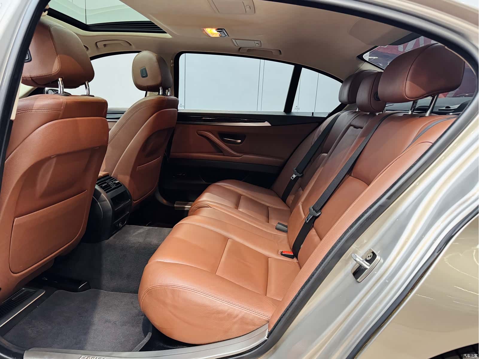 BMW 5 Series, 2017 10