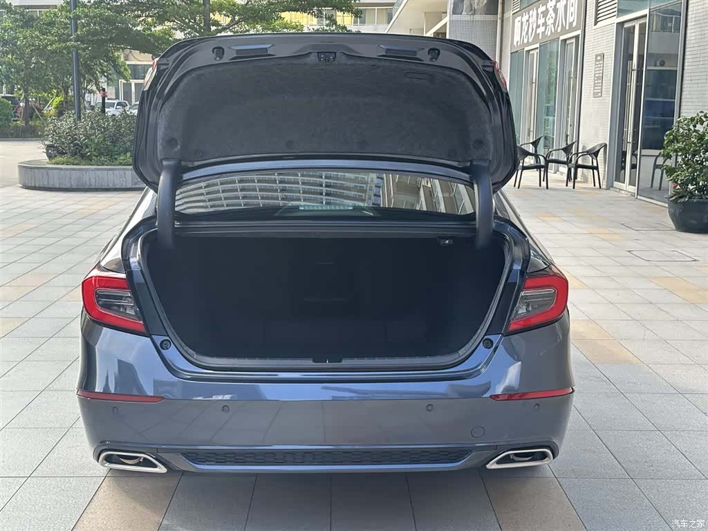 Honda Accord, 2022 14