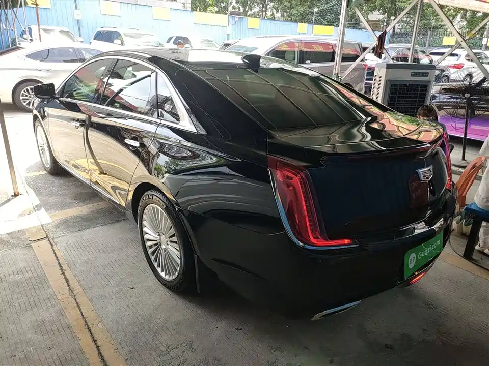 Cadillac XTS